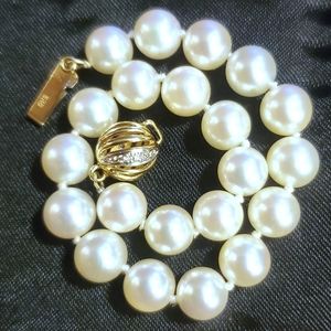 14kt Diamond Clasp Natural Pearl Bracelet 7.25"